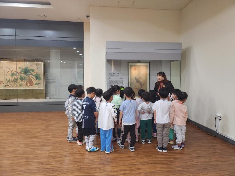 [송암미술관] 유아 단체 교육 <반짝반짝미술관> 4월 23일 교육 활동사진_4