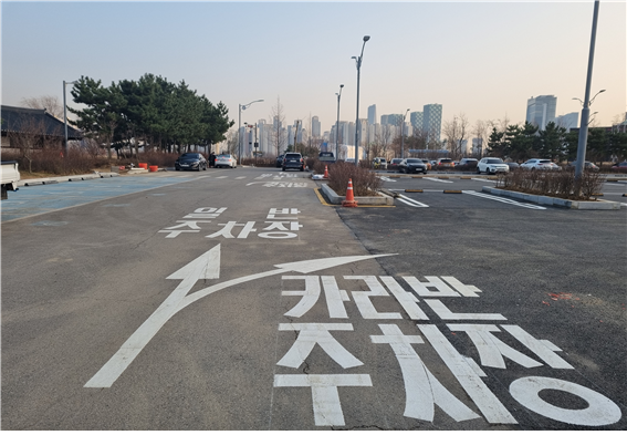달빛축제공원 카라반 주차장