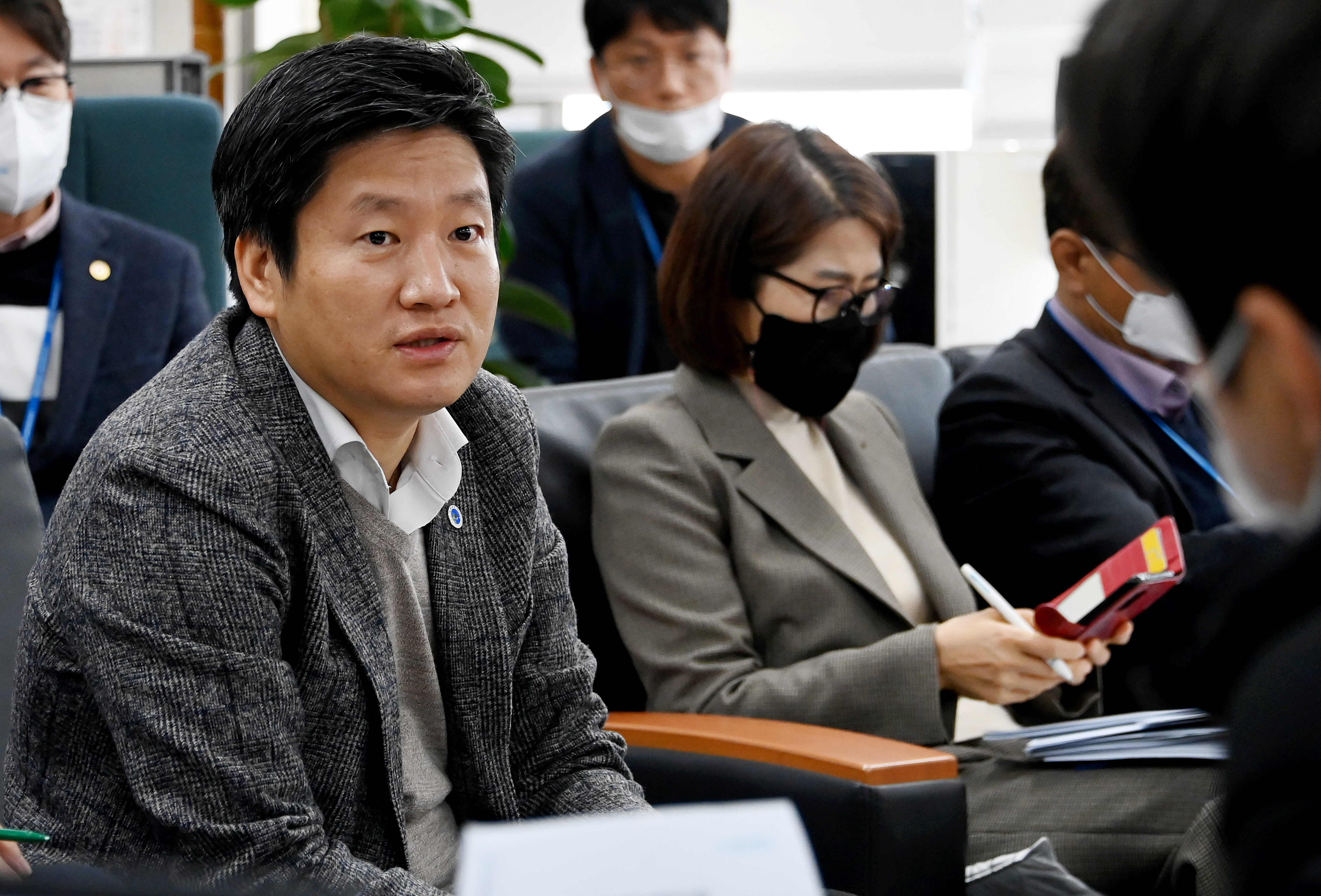 행정국 기자 간담회(홍준호 국장)
