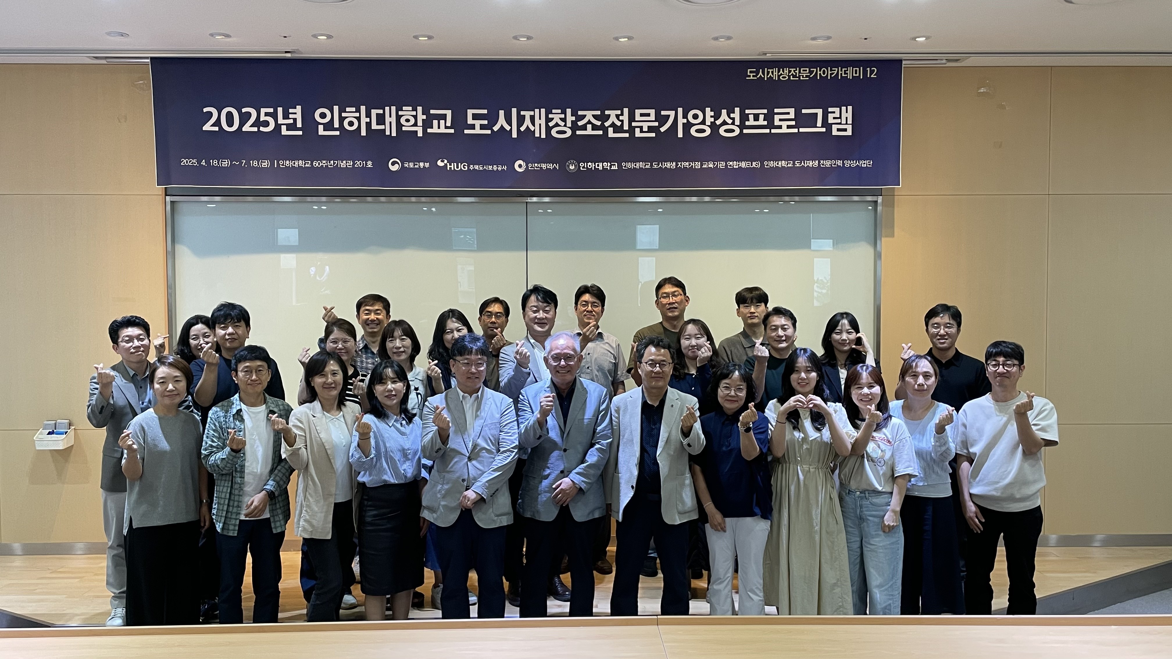 관련사진