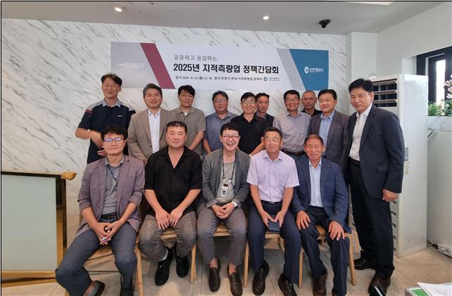 관련사진
