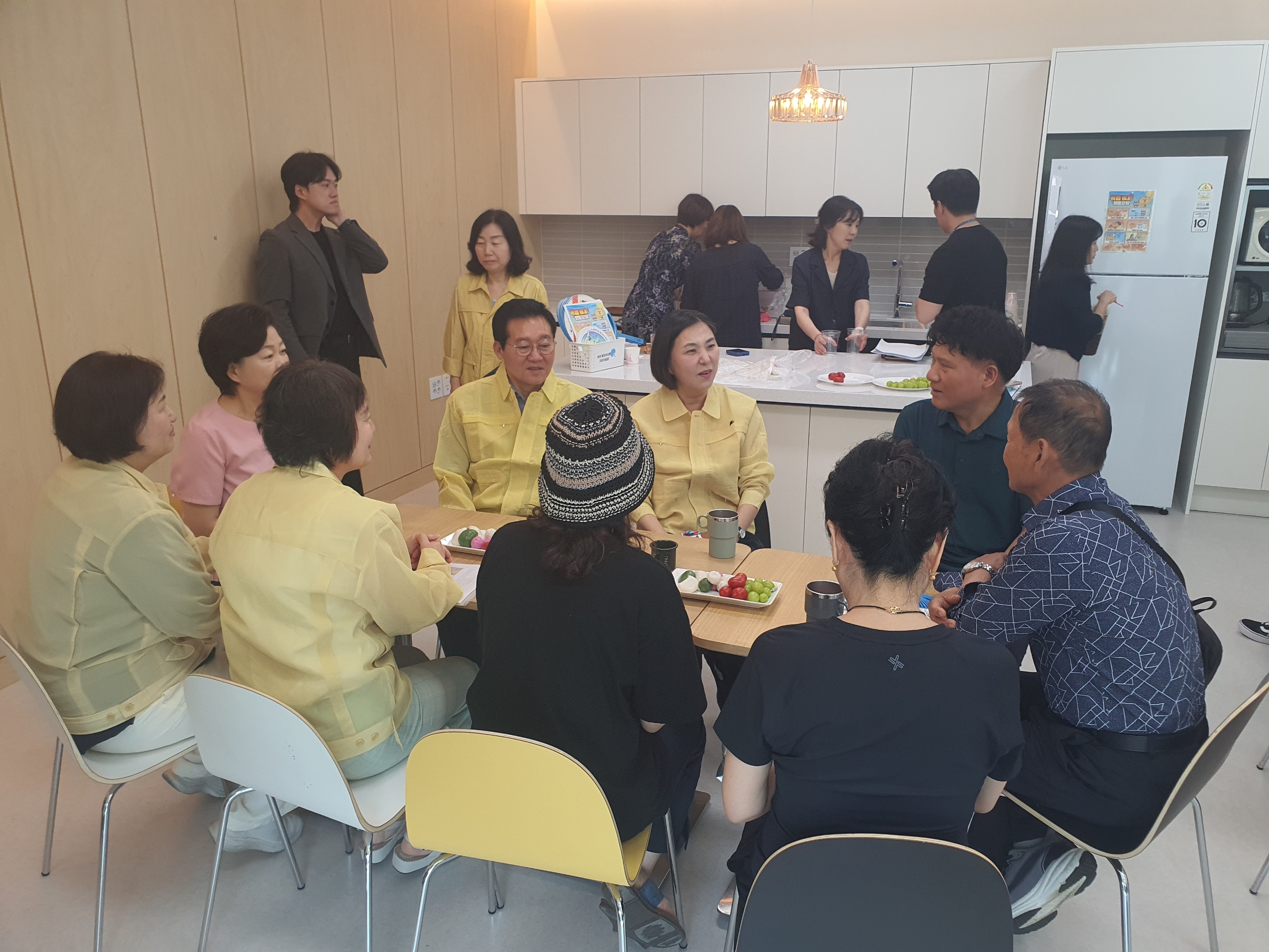 용현3동 행복복지센터 주민라운지 사진