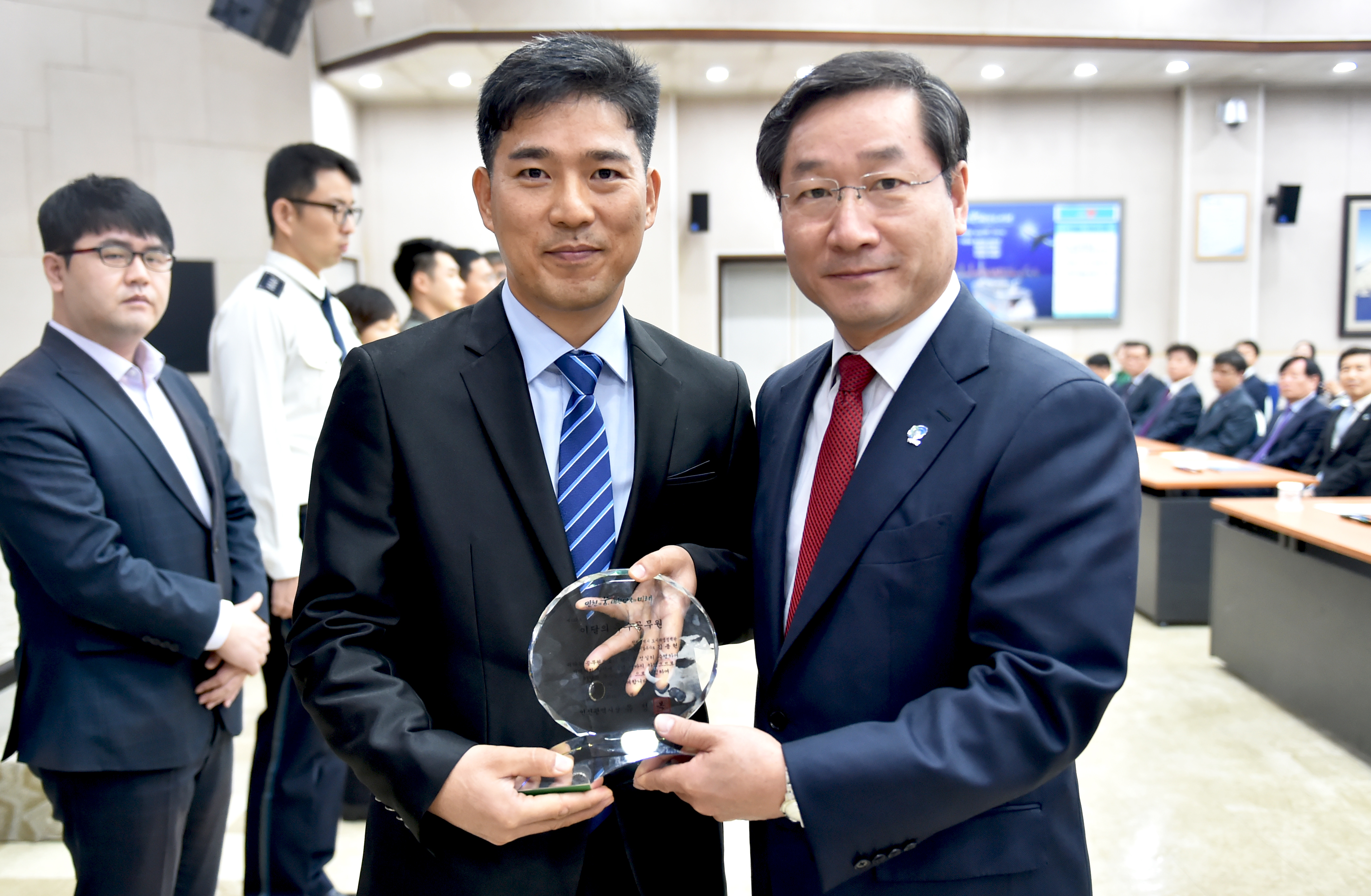 2016년 10월 이달의 우수공무원_1