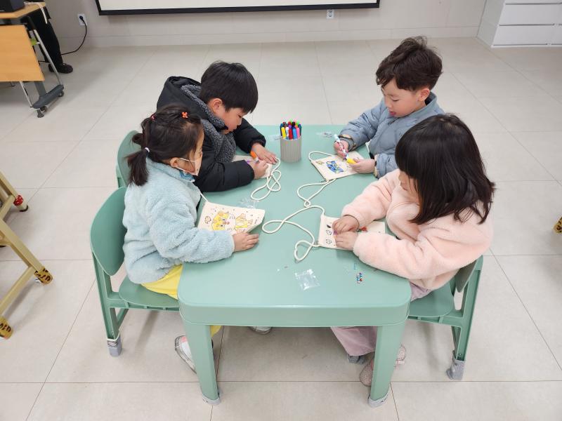 [송암미술관] 유아 단체 교육 <반짝반짝미술관> 3월 19일 오후 교육 활동사진썸네일