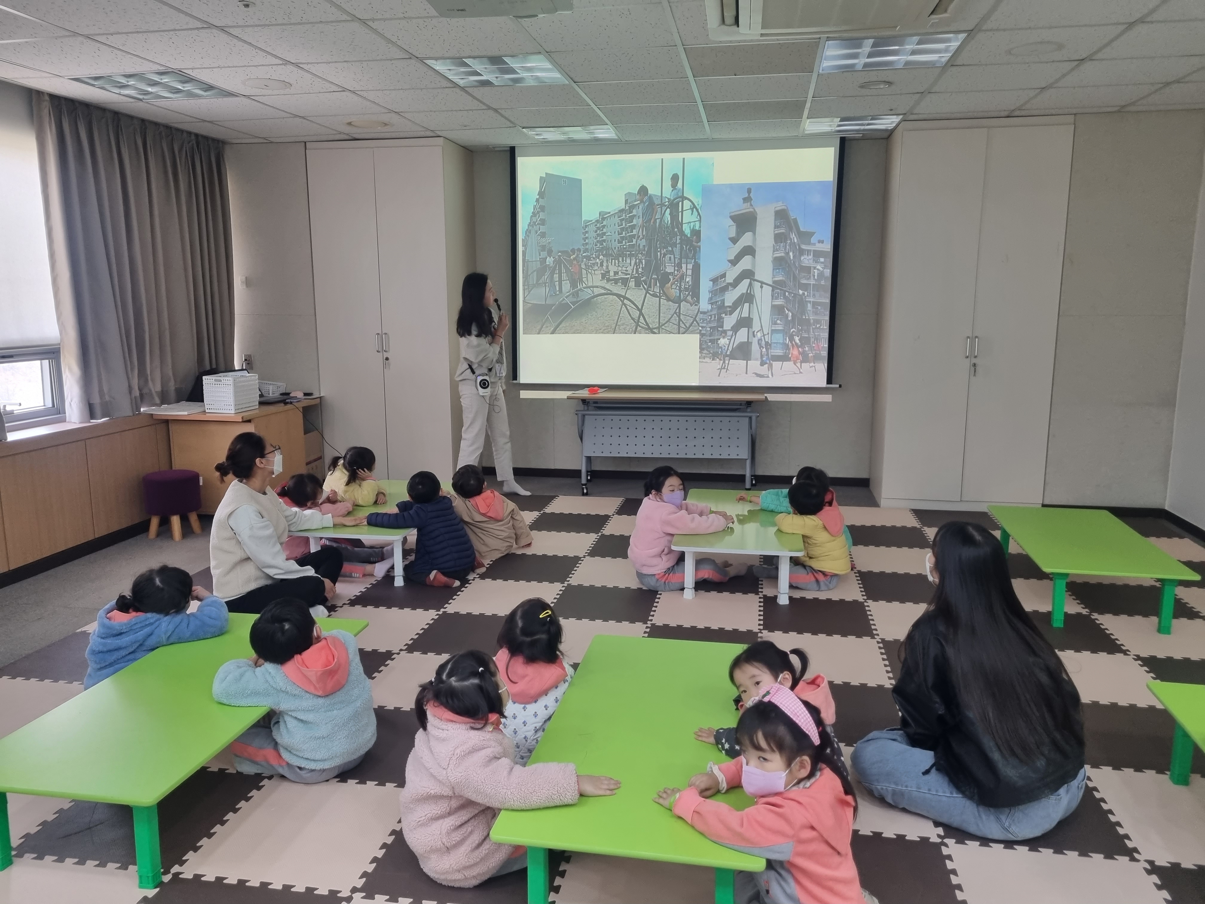 [인천도시역사관] 유아단체교육 '놀이터에서 만나' (4월 12일 원당초등학교 어린이집)