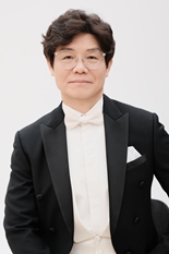 최진욱