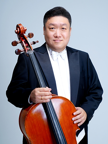 양지욱 첼로수석단원 사진