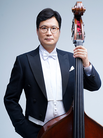 이경우 콘트라베이스상임단원 사진