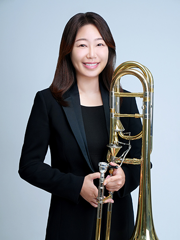 임모니카빈 베이스트롬본상임단원 사진