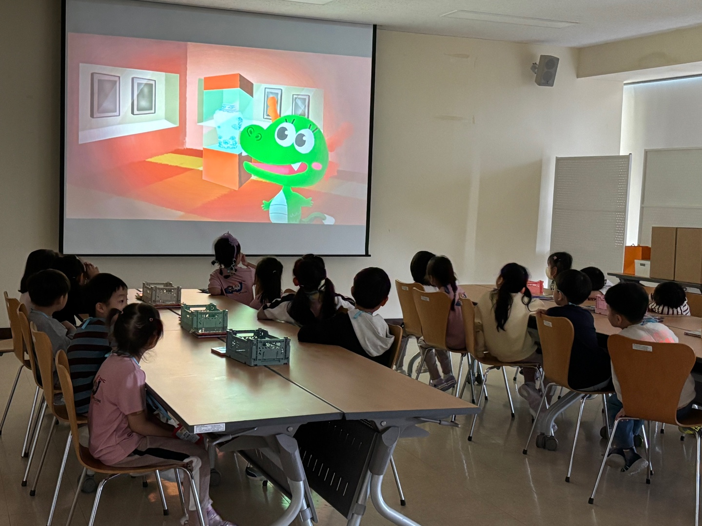 [시립박물관 본관] 10/13 유아 단체 교육 '한밤중에 눈을 뜨면' (청라보석보듬이나눔이어린이집)