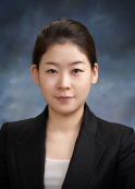 윤수아 오보에 수석단원 사진