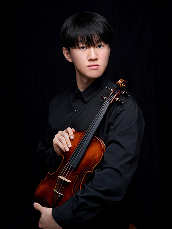 김욱희 사진