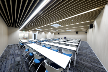 컨퍼런스룸 (Conference Room)